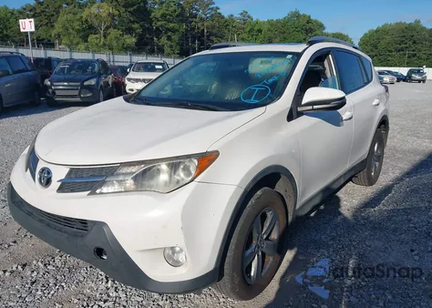 2015 Toyota Rav4 Xle z USA, uszkodzony, nr VIN 2T3WFREV1FW174651